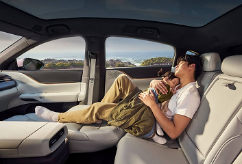 Executive-Class Rear Recline